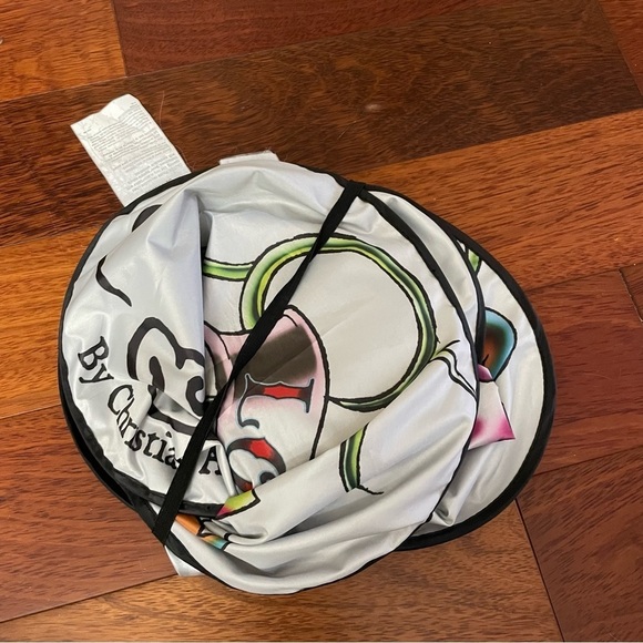 Ed Hardy Love Kills Slowly Car Shade Sunshade Window Sun Visor Cover 25x28 - Picture 7 of 11